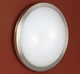 Luminárias de teto e parede desenvolvidas com design moderno, garantem harmonia e requinte aos ambientes.