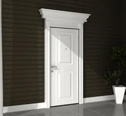 Ideal para ambientes internos e externos, porta está disponível na cor branca