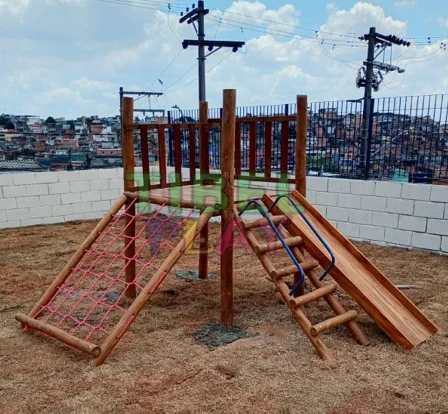 Brinquedo Benedito Abbud Tibel Play