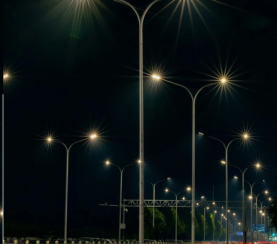 Poste de Aço 7 Metros Pintado com Luminária LED