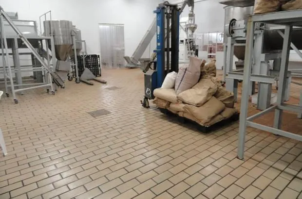 Placas Cerâmicas Extrudadas Antiácidas