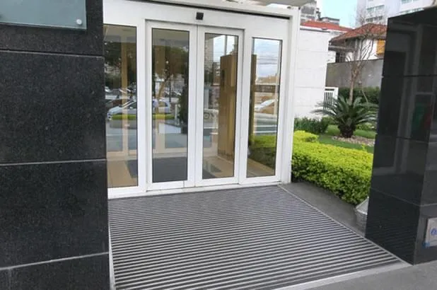 Sistema de Tapete de Entrada Pedismart™