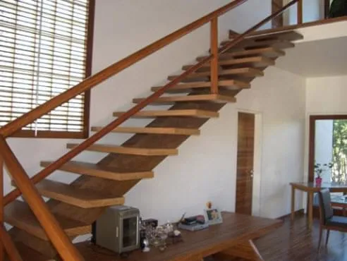 Escadas de Madeira - MADESAN