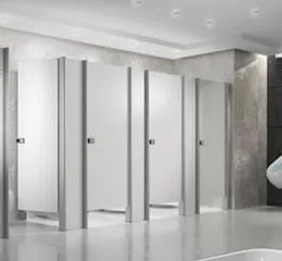 Divisórias sanitárias são ideais para banheiros de uso coletivo