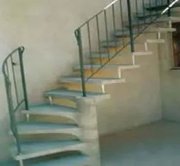 Escada Semi Caracol