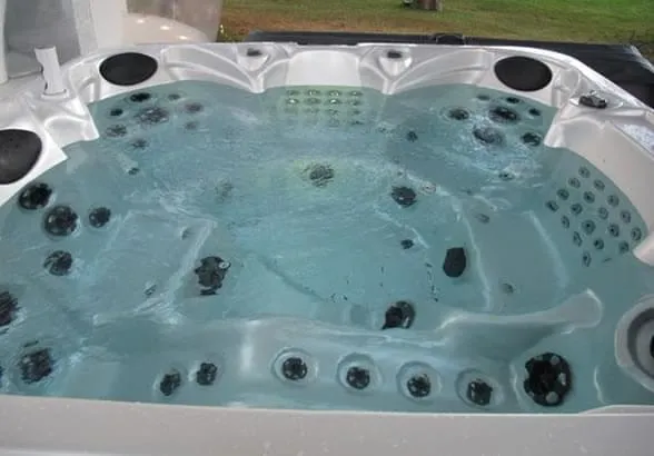 Spa Inteligente - Spa Tub S-600