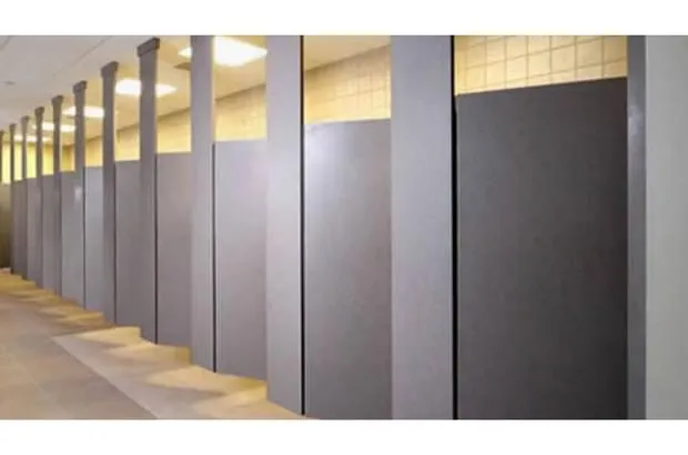 Corian® para Divisórias Sanitárias