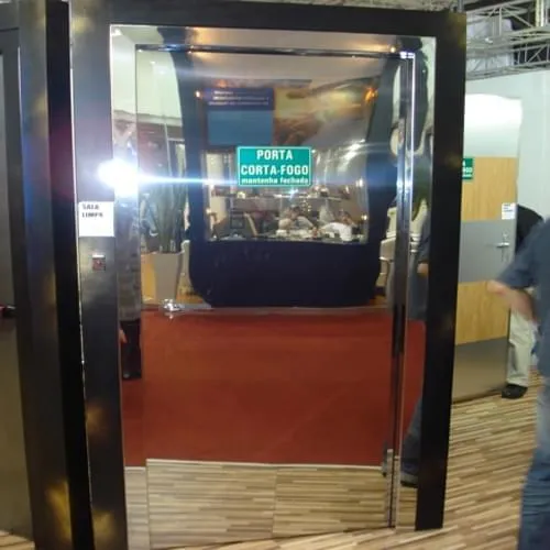 Porta Corta-Fogo Customizada 