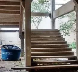 Escada Pré-Fabricada