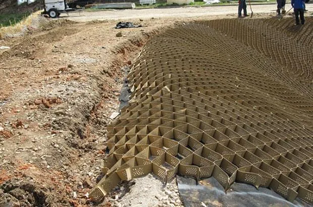 Geocélula StrataWeb®