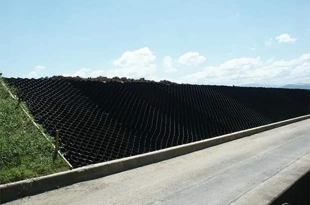 Geocélula StrataWeb®