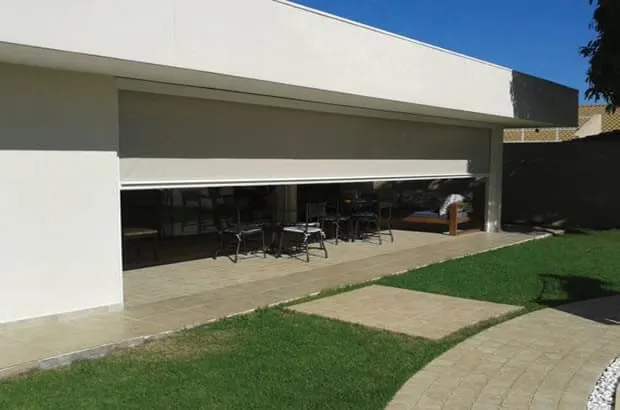 Floatbox | Ficha Técnica, Catálogo e Mais