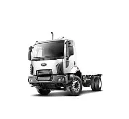 Caminhão indicado para o transporte de cargas pesadas, possui capacidade de carga de até 10.273 kg  