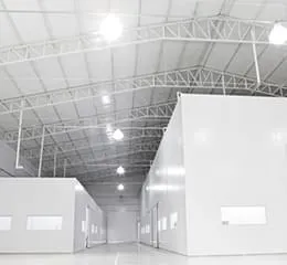 Utilizada em cobertura de casas, galpões, supermercados, igrejas etc.