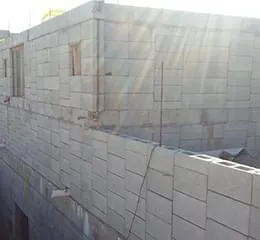 Ideal para obras de alvenaria estrutural ou de vedação