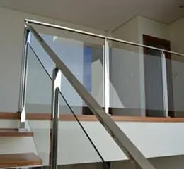 Guarda-corpos Oliveira Juns 