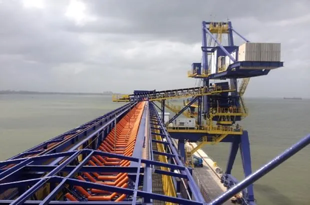 Projetos em Estruturas Metálicas 