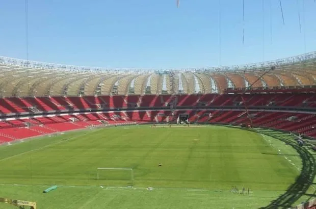 Projetos em Estruturas Metálicas 