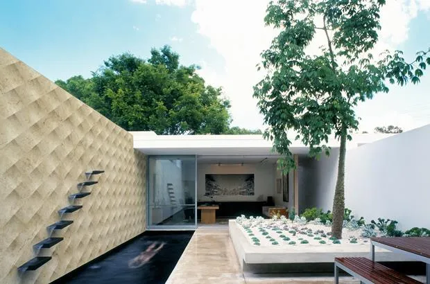 Linha Out System 13 Collection