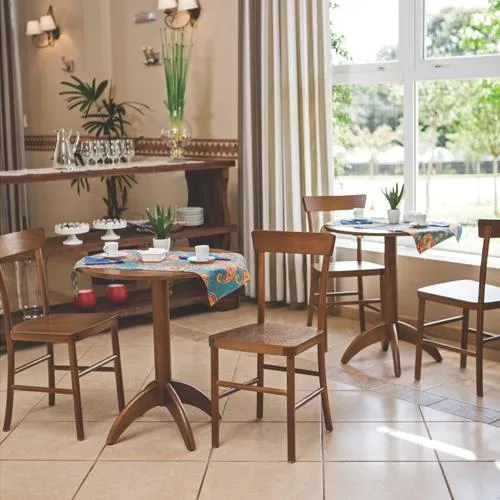 Cadeira sem Braço Viena Amêndoa