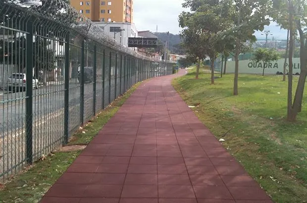 BSW Regupol Elastic Tile EG