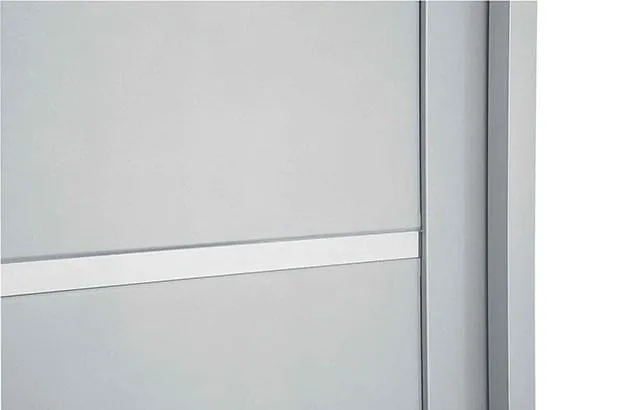 Porta Social sem Seteira com Lambris e Frisos Aço Branco