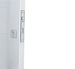 Porta Social com Seteira Simples, Lambris e Frisos Aço – Branco