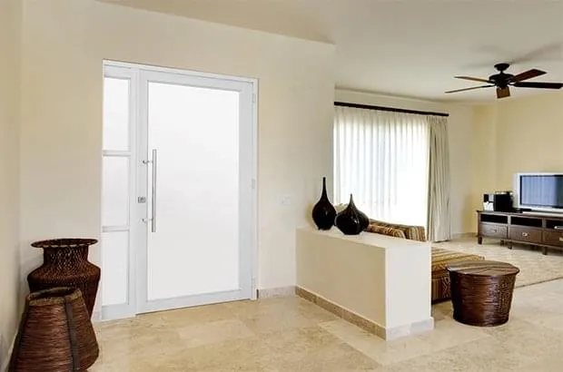 Porta Social com Seteira Simples e Vidro Temperado Aço – Branco