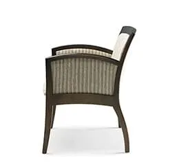 Poltrona Bucareste Lateral Estofada