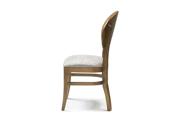 Cadeira Turim Encosto Estofado