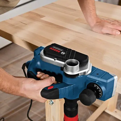 Plaina Bosch GHO 26-82 D 