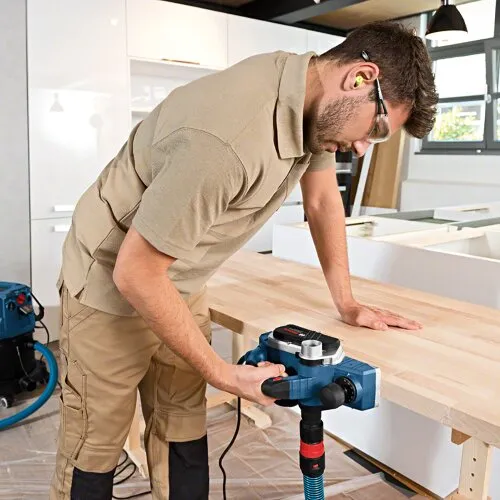 Plaina Bosch GHO 26-82 D 