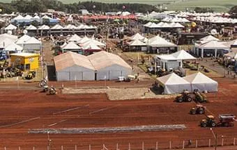 Cresce o uso de escavadeira e retroescavadeira no agronegócio