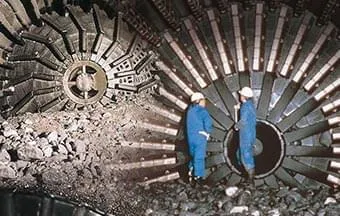 Empresas de construção e mineração apresentam lançamentos