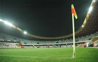 Iluminação de estádios deve ser homogênea, sem sombras ou ofuscamento