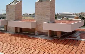 Cobertura de telhas cerâmicas permite inclinações a partir de 3%