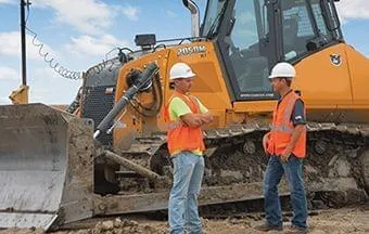 Trator de esteira: Tudo sobre o sistema de transmissão hidrostático e mecânico