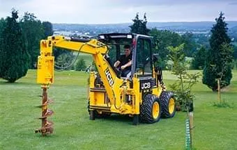 Dicas para manutenção de retroescavadeiras 