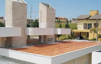 Sistema de cobertura plana elimina uso de madeira em telhados  