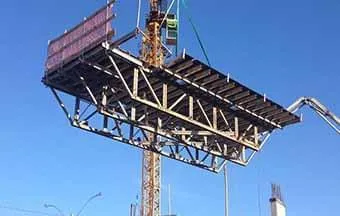 Forma tipo mesa voadora aumenta produtividade na execução de lajes