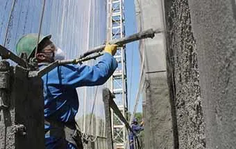 Projetor de argamassa tem produtividade superior ao método de reboco manual