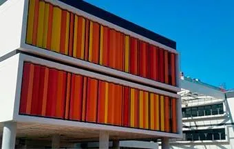 Painel SS controla a incidência de raios solares em edificações