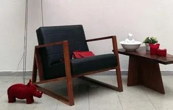 Poltrona é desenvolvida com base em estudos ergonômicos aprofundados