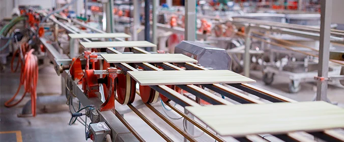 foto de uma indústria de revestimentos cerâmicos