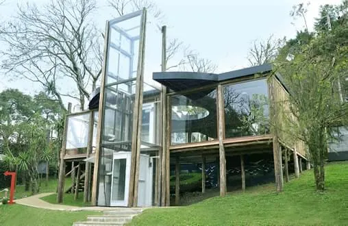 Plataformas elevatórias oferecem funcionalidade na Casa Cor 2011