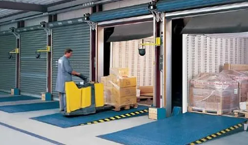 Niveladores de Doca oferecem soluções para carga e descarga eficientes