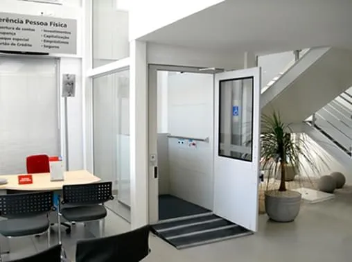 Plataformas Elevatórias proporcionam acessibilidade com conforto e segurança