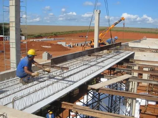Lajes e pré-fabricados Sistrel conferem mais economia e segurança nas aplicações
