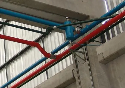 Tubos galvanizados desenvolvidos pelo processo de imersão a quente