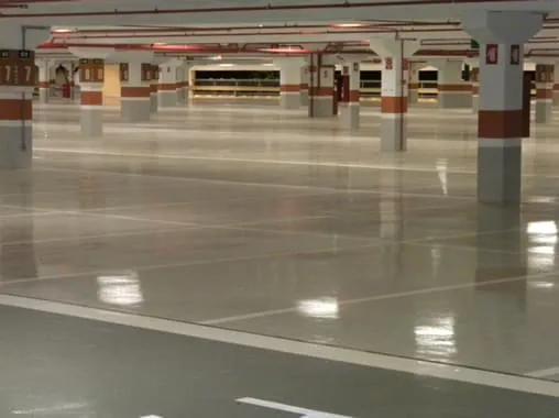 Pisos industriais ganham soluções em epóxi para restauração das superfícies